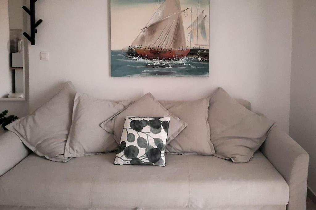 Walk To The From A Cool And Modern Apartman Hvar Town